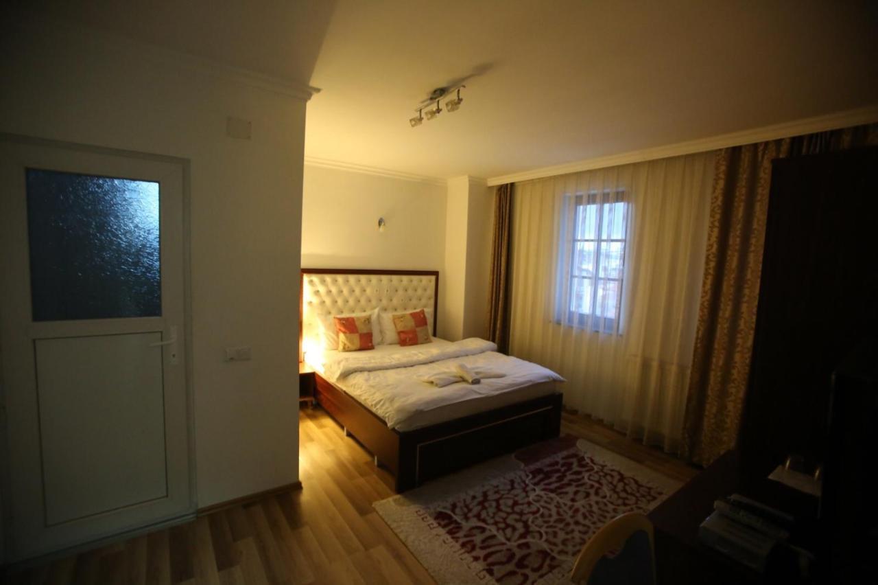 Hotel Venisi بريزرن المظهر الخارجي الصورة